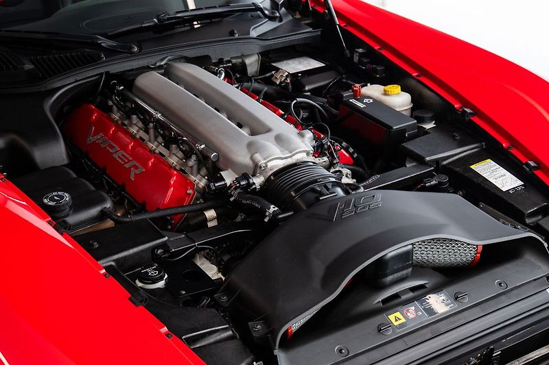 Dodge Viper SRT-10 Manuál/V10/Alpine audio - fotka 14 z 17
