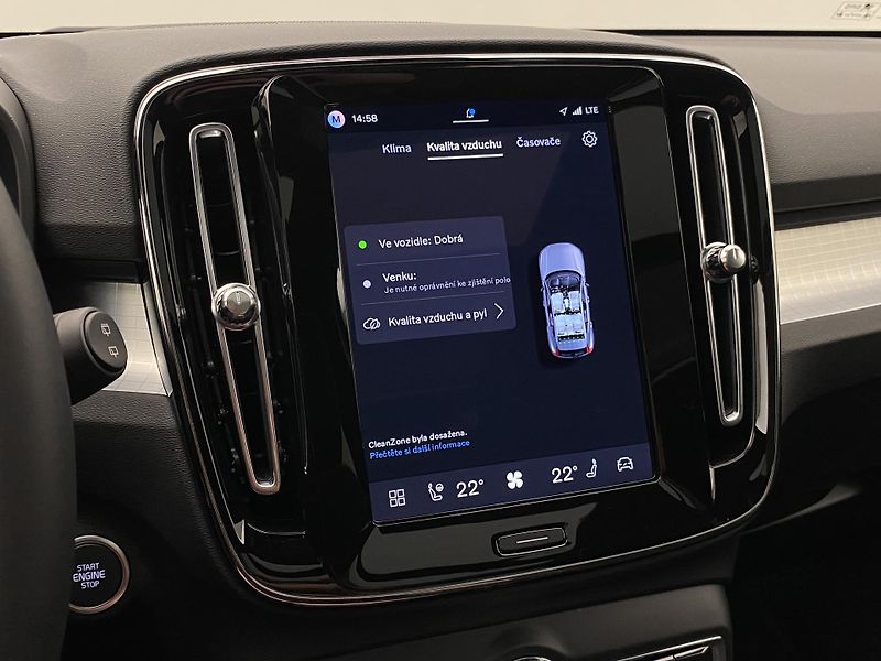Volvo XC40 (2026) B3 AUT DARK ULTRA  - fotka 38 z 60