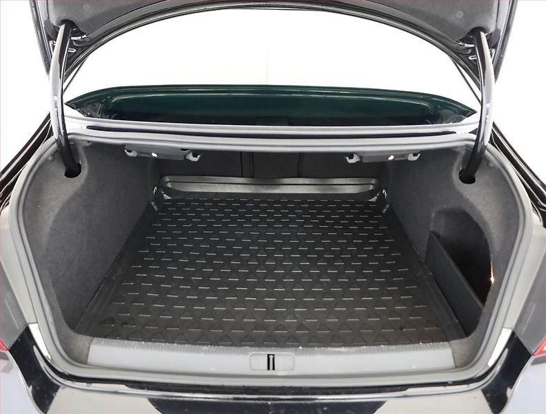 Volkswagen CC (2014) R-line 2.0 TDI, 4X4, ČR,1.maj - fotka 17 z 18