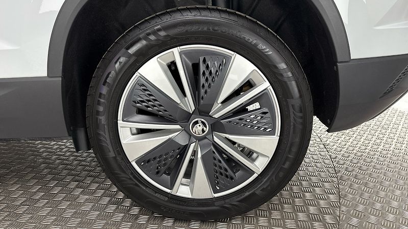 Škoda Karoq 2.0 TDI DSG 4x4 Style Exclusiv - fotka 19 z 29