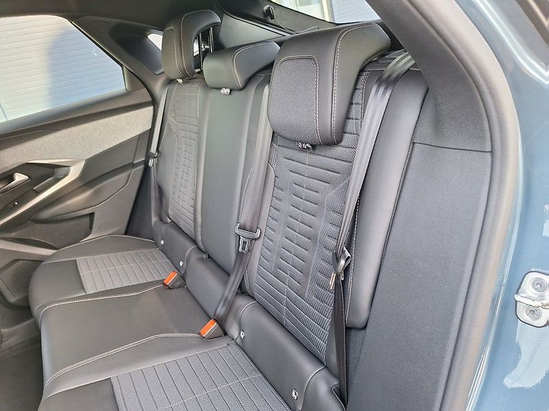 Peugeot 3008 (2026) ALLURE Hybrid 145 e-DCS6 - fotka 10 z 19