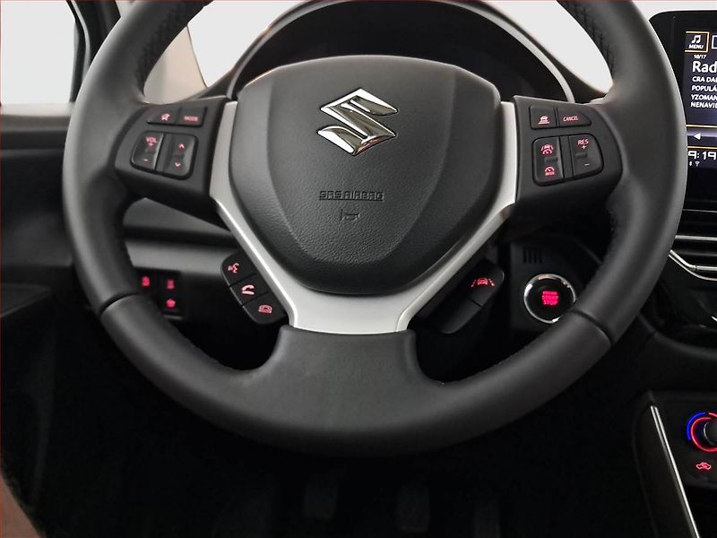 Suzuki SX4 S-Cross (2025) 1.4 BoosterJet - fotka 18 z 18