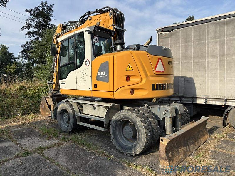 Liebherr A 916 Kolové rypadlo - fotka 4 z 11