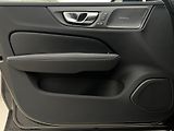 Volvo V60 B4 DARK PLUS AUT - náhled 7