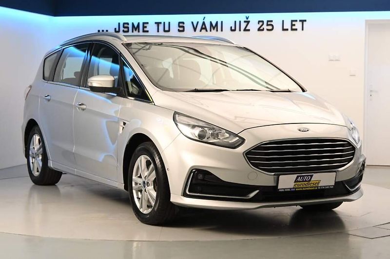 Ford S-MAX (2022) 2.0 TITANIUM Kamera Tažné 8 Ko - fotka 4 z 32