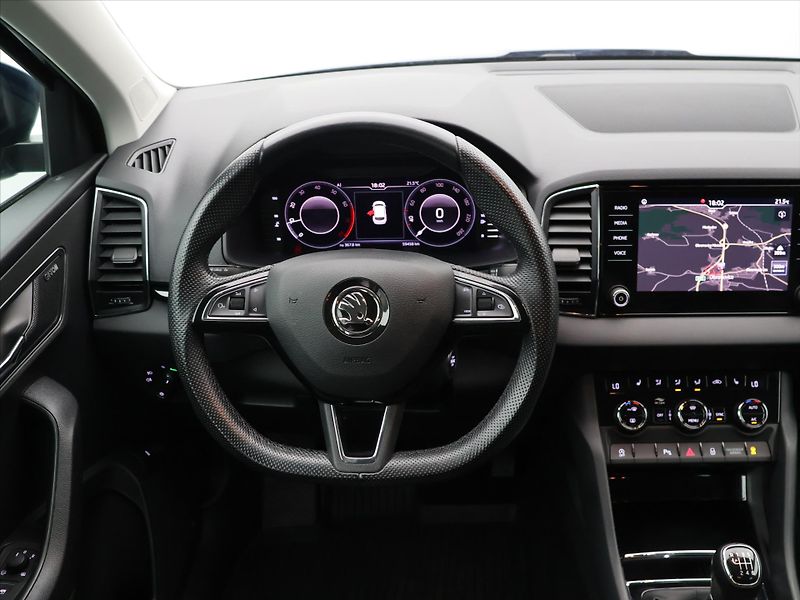 Škoda Karoq 1,5 TSI 110kW Style 1.Maj. - fotka 18 z 32