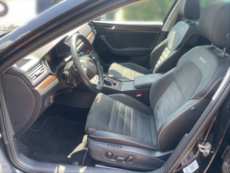 Škoda Octavia 2,0 TDI 147 Scout 4x4 DSG - fotka 7 z 11