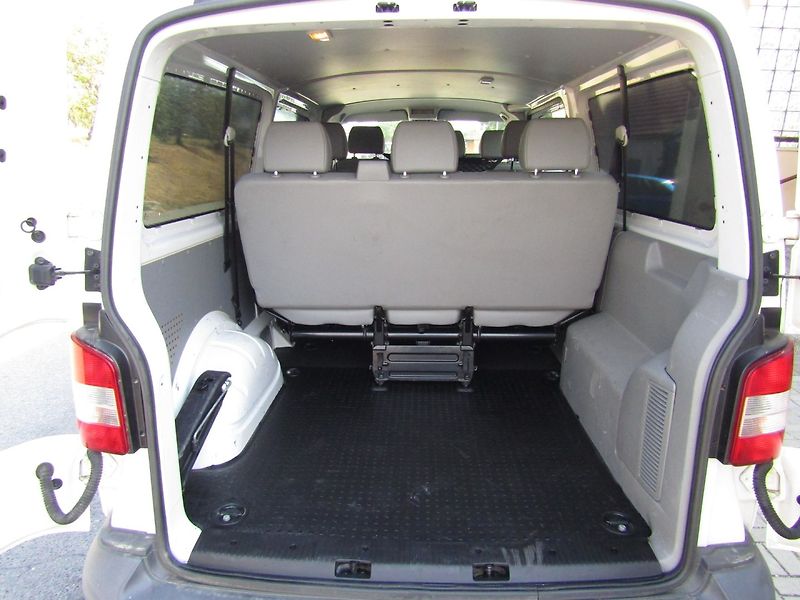 Volkswagen Transporter (2011) 2.0 TDI 84kW  LONG 9 MíST - fotka 17 z 34