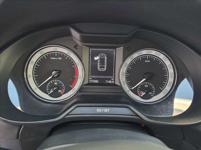 Škoda Octavia 1,4 TSi 110KW Style+ ALU TZ - fotka 15 z 45