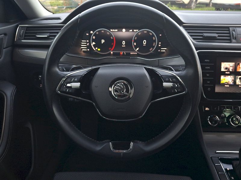 Škoda Superb (2023) Style DSG 1,5TSi 110kW - fotka 15 z 35
