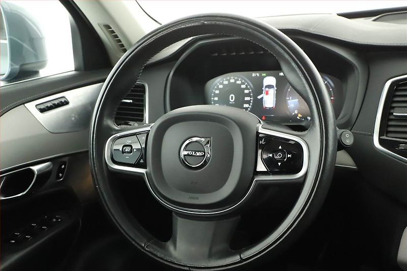 Volvo XC90 (2017) D5 AWD - fotka 18 z 21