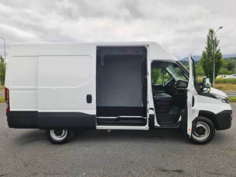 Iveco Daily (2016) 3.0 125KW 35S17 KLIM OLOMOUC - fotografie inzerátu