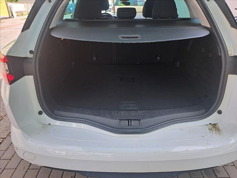 Renault Mégane 1,5 dCi Grandtour - fotka 32 z 41