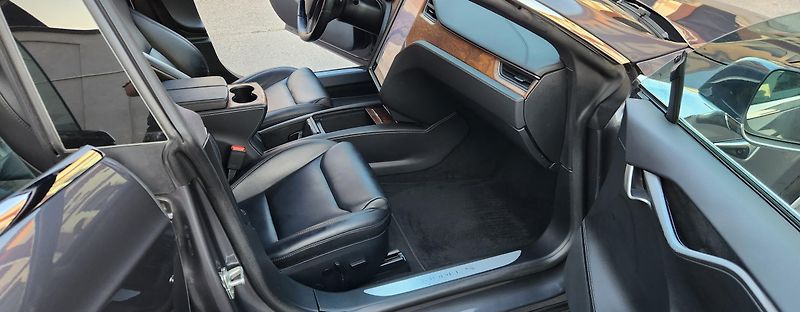 Tesla Model S (2020) 100D*LONG*RANGE*RAVEN*AWD* - fotka 19 z 48