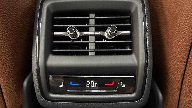 Škoda Kodiaq 2.0 TDI DSG 4x4 Exclusive Sele - fotka 24 z 34