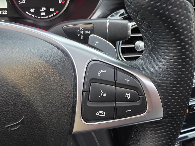 Mercedes-Benz GLC 350CDi 190kW 4MATIC*PANORAMA* - fotka 19 z 53
