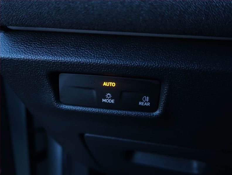 Volkswagen Tiguan (2024) 1.5 eTSI - fotka 16 z 21