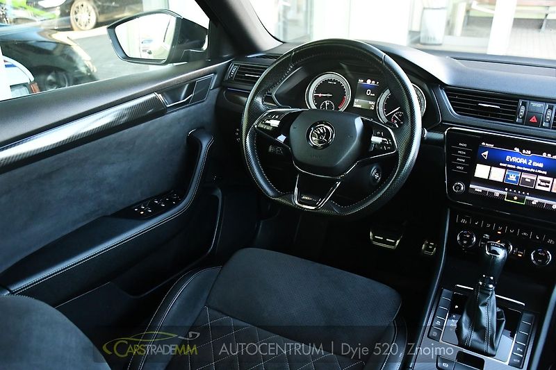Škoda Superb 2,0TDI SPORTLINE DSG ČR 1.MAJ  - fotka 21 z 56