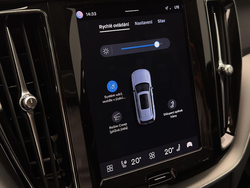 Volvo XC60 T6 AWD RECHARGE BRIGHT PLUS  - fotka 35 z 48