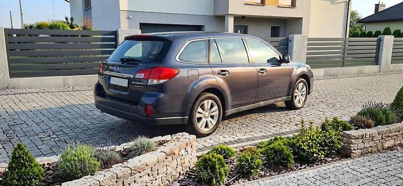 Subaru Outback 2.5 4x4 automat - fotka 6 z 28