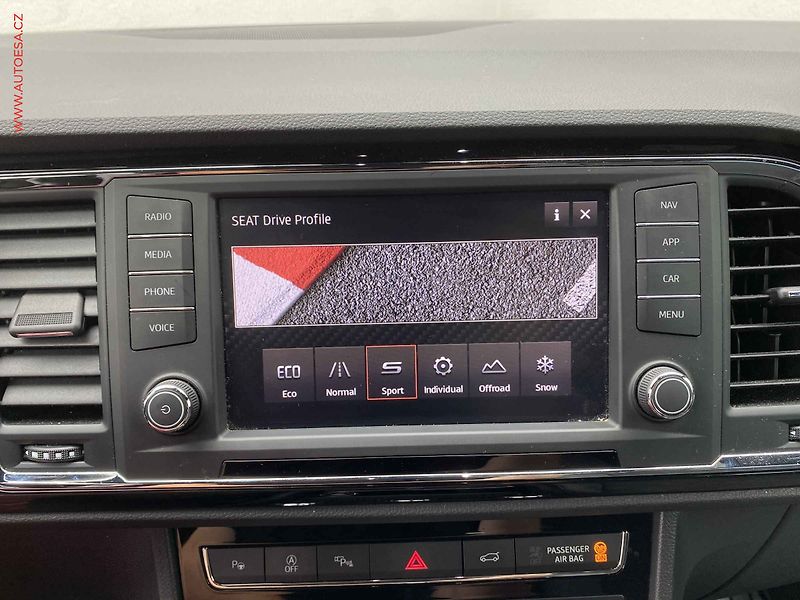 Seat Ateca (2016) 2.0 TDi 4x4, Xcellence, DSG - fotka 19 z 19