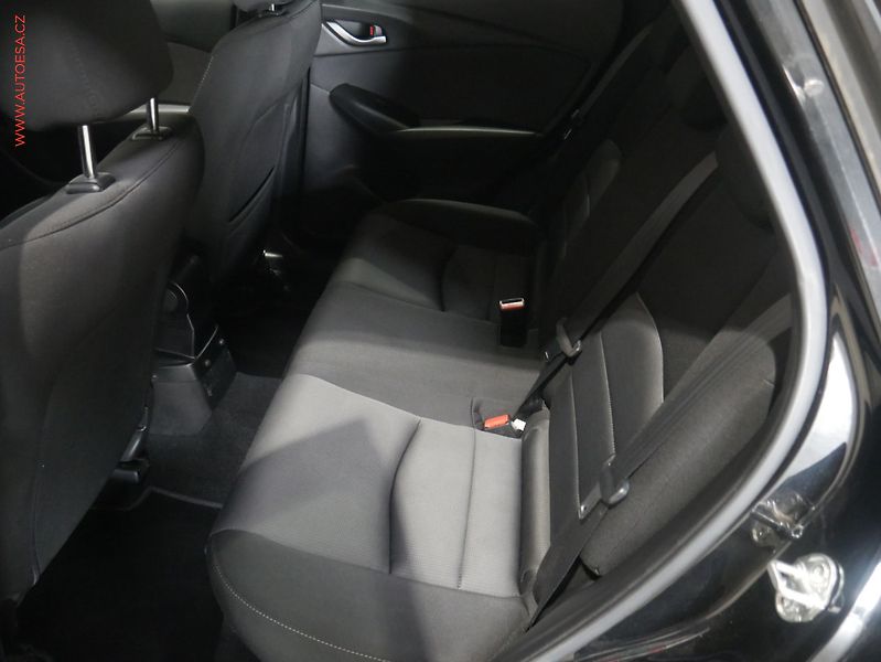 Mazda CX-3 (2016) 1.5D, LED, AC, tempo - fotka 10 z 17
