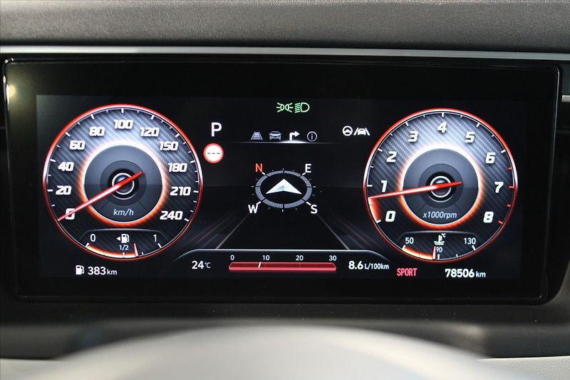 Hyundai Tucson T-GDi 7DCT 4WD Premium DPH/ACC - fotka 17 z 36