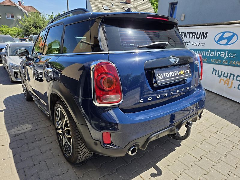 Mini Cooper S 2.0-JOHN COOPER S-4x4 - fotka 10 z 25