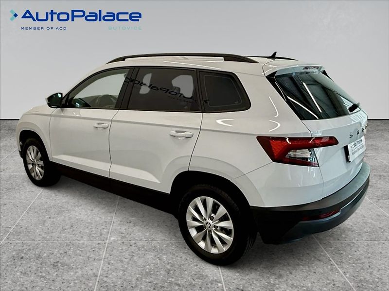 Škoda Karoq 2,0 TDI AMBITION 4X4 AT - fotka 6 z 15