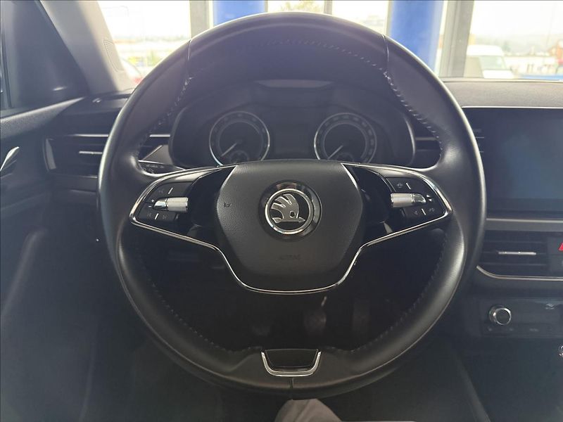 Škoda Scala 1,0   TSI 81kW,STYLE,SERVISKA, - fotka 14 z 24