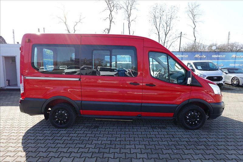 Ford Transit 2,2 TDCi  L2H2 9MÍST BUS KLIMA - fotka 7 z 40