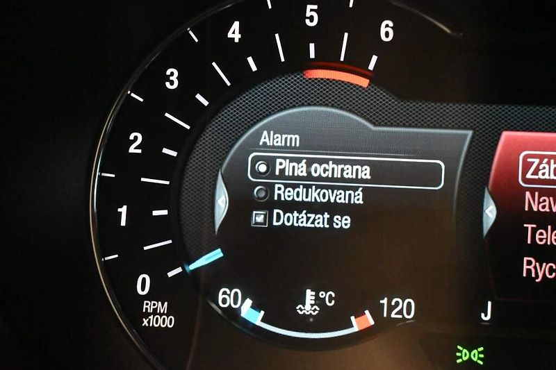 Ford S-MAX (2020) 2.0 140 KW LED SONY ACC 8AT EC - fotka 26 z 37