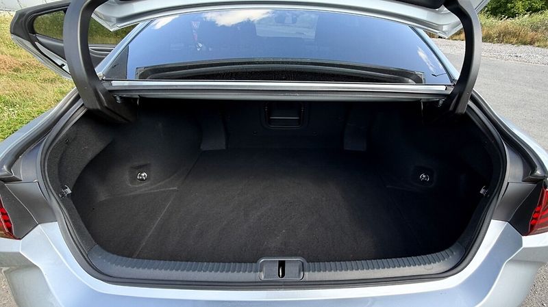 Lexus ES 300h 300H 2,5 HEV BUSINESS EDITION - fotka 24 z 25