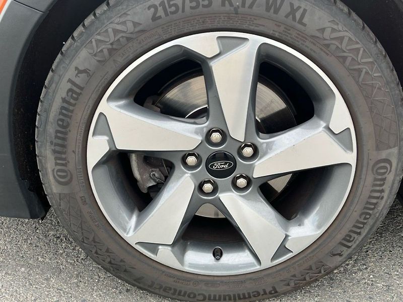 Ford Focus 1.5i,110KW,DPH,1.MAJ,CZ,SERVIS - fotka 14 z 18