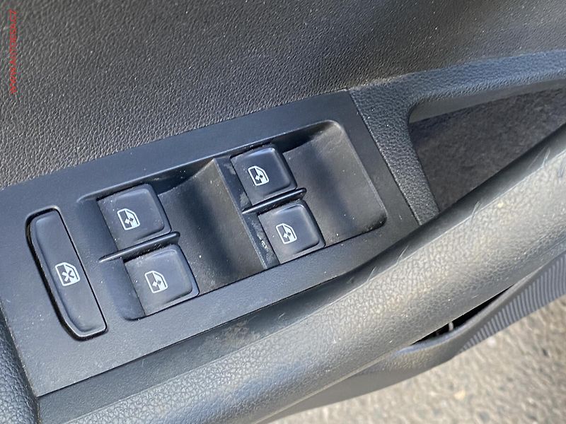 Škoda Octavia (2018) 1.4 G-TEC, Style, park.čidla - fotka 11 z 16
