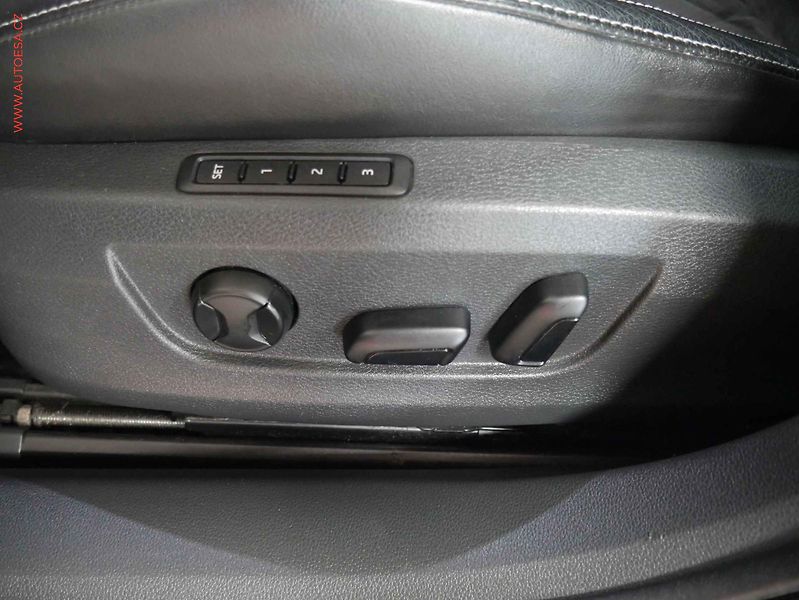 Škoda Superb (2017) 2.0TDi 4x4, Ambition, DSG - fotka 20 z 23