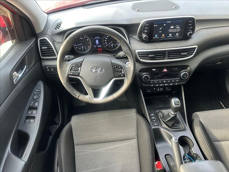 Hyundai Tucson 1,6 T-GDi MT 4x2 ICEBREAKER - fotka 17 z 28