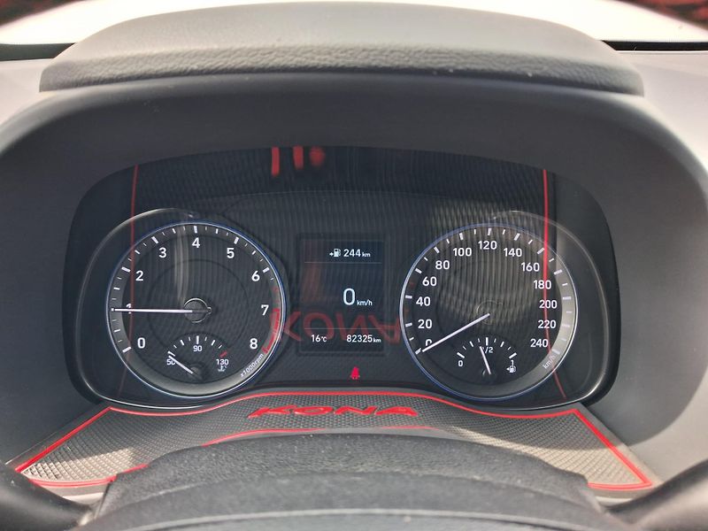 Hyundai Kona 1.0 T-GDI 88kW - fotka 15 z 25