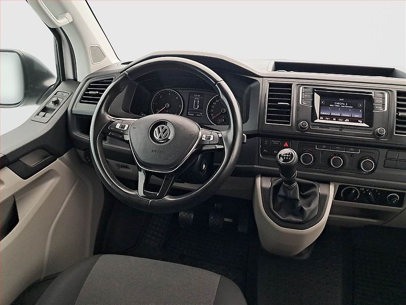 Volkswagen Transporter (2018) 2.0 TDI, Bus, 8Míst, ČR, DPH - fotka 7 z 21