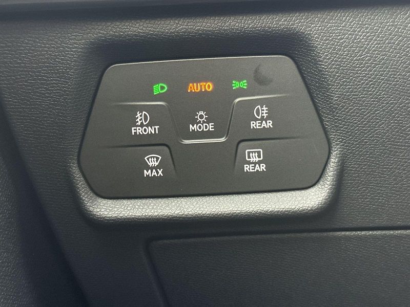 Cupra Formentor (2023) 1.5 TSI DSG - fotka 17 z 33