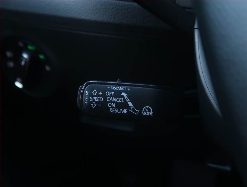Škoda Superb (2019) Style 2.0 TDI, Serv.kniha - fotka 17 z 26