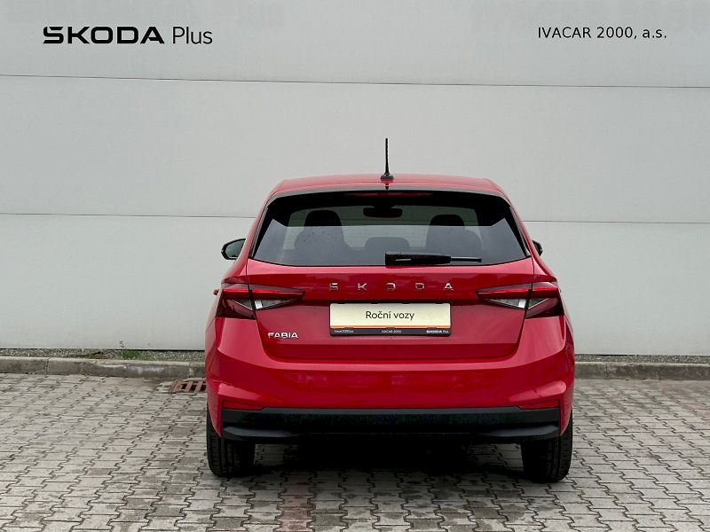 Škoda Fabia (2025) 1.0 TSI 70 kW TopSelection - fotka 6 z 22