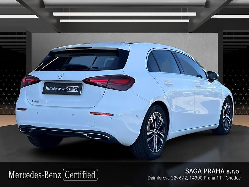 Mercedes-Benz Třídy A A-Třída 180 Progressive Line - fotka 4 z 21