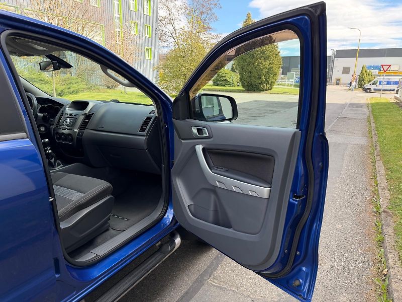 Ford Ranger 2,2 TDCI 4WD  - fotka 21 z 28