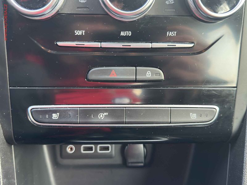 Renault Mégane (2021) 1.5 dCi, 2.maj,ČR, Intense - fotka 17 z 20