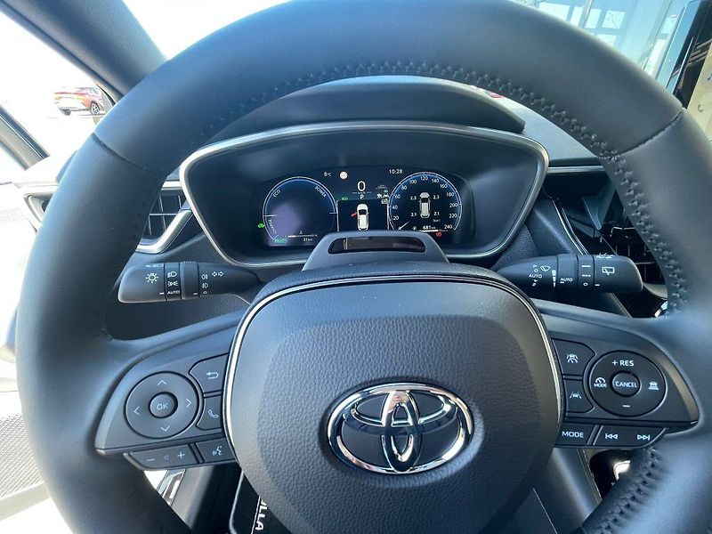 Toyota Corolla 1.8 Hybrid 140K Style - fotka 21 z 29