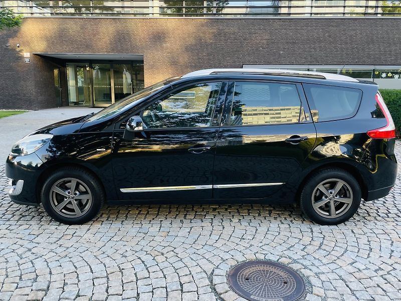 Renault Grand Scénic 1.6dCi MANUÁL KAMERA SERVISKA - fotka 19 z 47