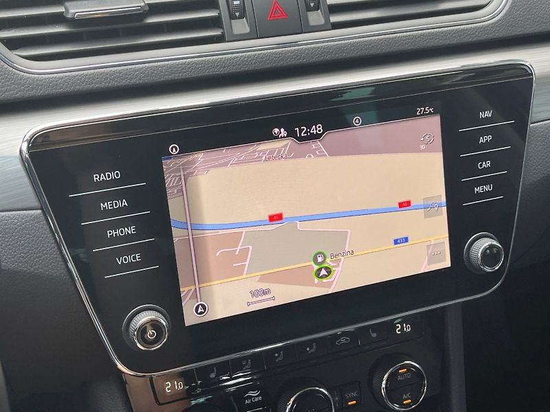 Škoda Superb (2023) 2.0 TDI 110kW DSG Style Plus c - fotka 15 z 36