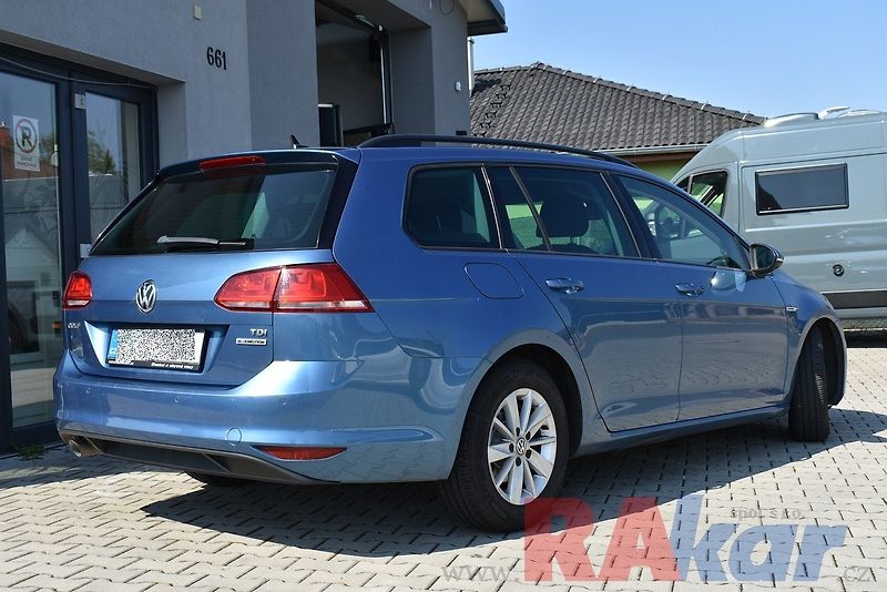 Volkswagen Golf (2015) Comfortline 1,6 TDI - fotka 4 z 41