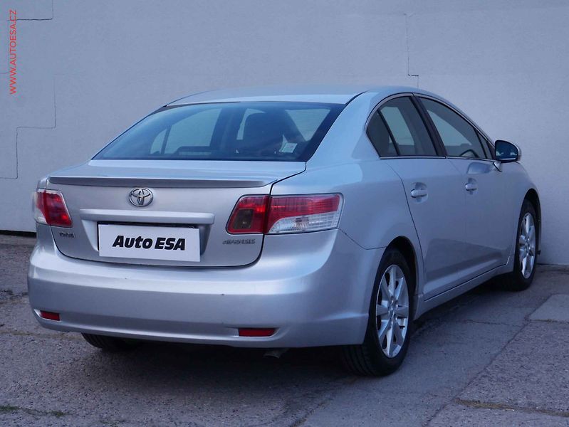 Toyota Avensis (2009) 2.0 D-4D, AC, temp - fotka 6 z 19